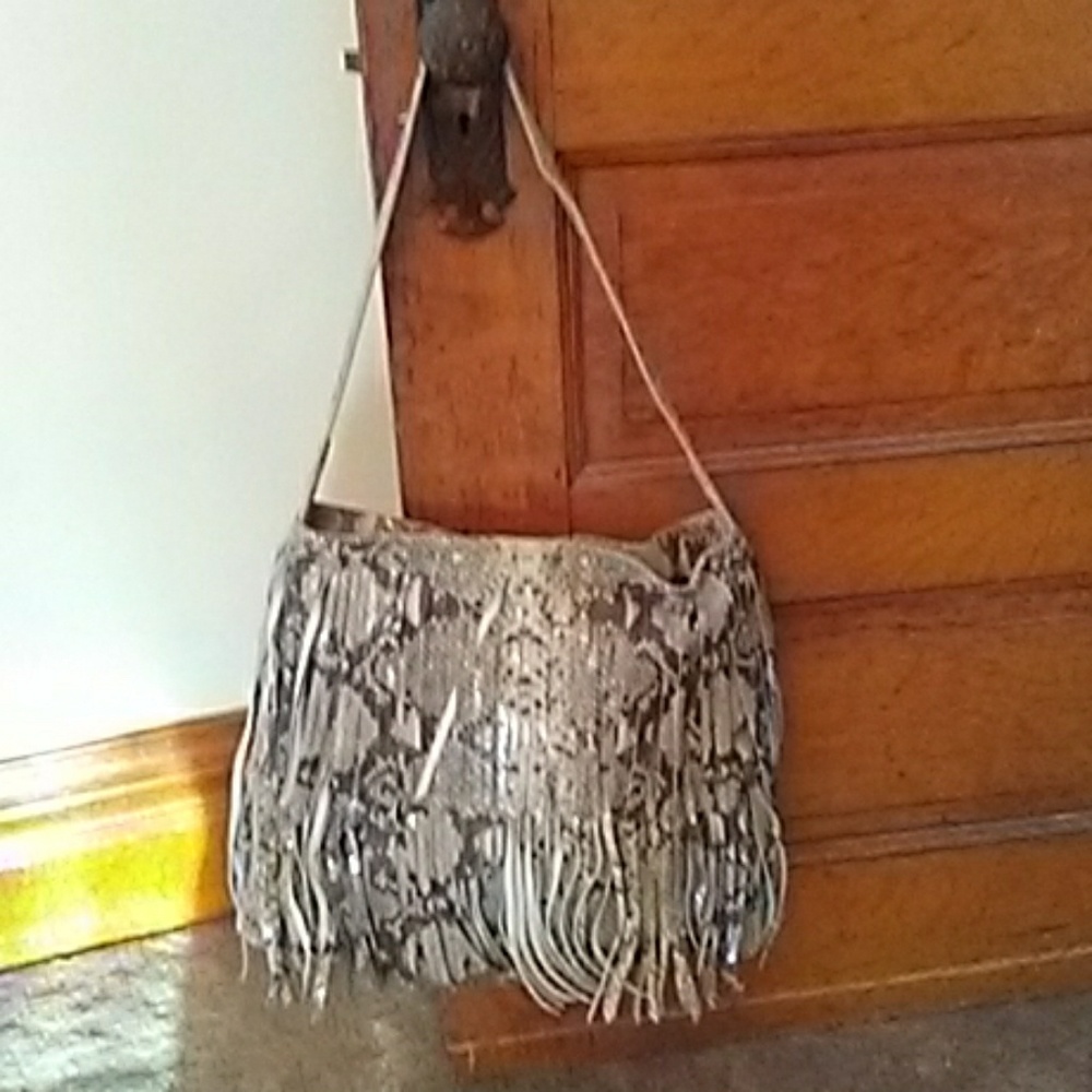 Camila Alves Muxo leather handbag